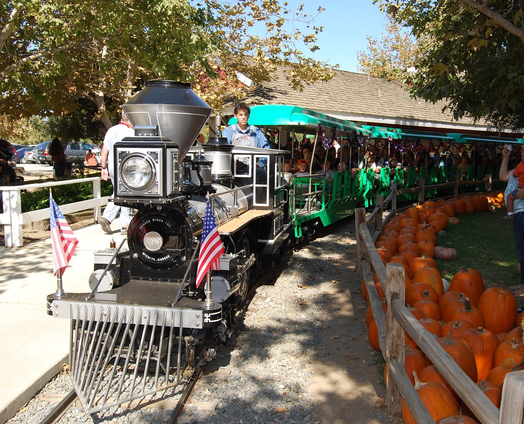 Irvine Park Railroad Pumpkin Patch Orange, CA (Orange Co… Flickr