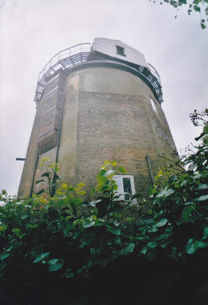 Wendover, Bucks Reputed to have the largest cap in England… flicky