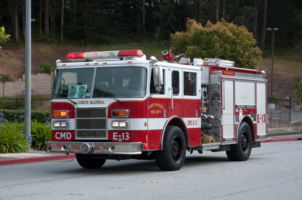 Corte Madera Fire Parade A Corte Madera Fire Department (C… Flickr