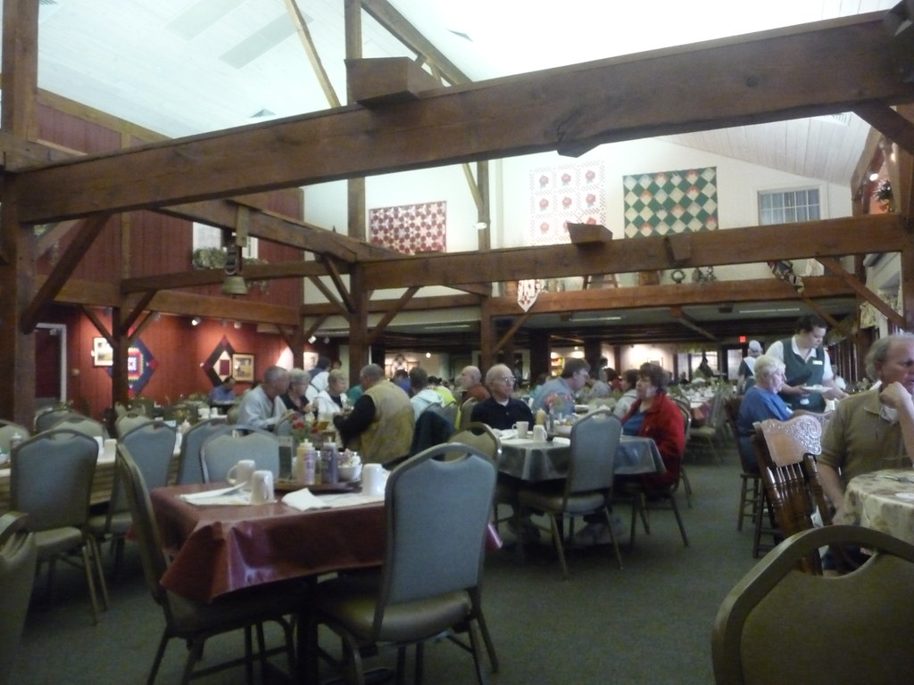 Dining room Das Dutchman Essenhaus, Middlebury, Indiana. A… Flickr