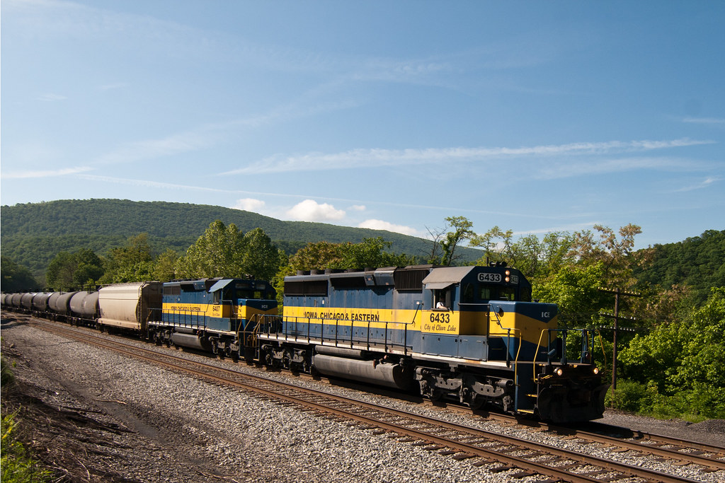 A Visitor on CSX Rails ICE Ethanol Train Iowa, Chicago
