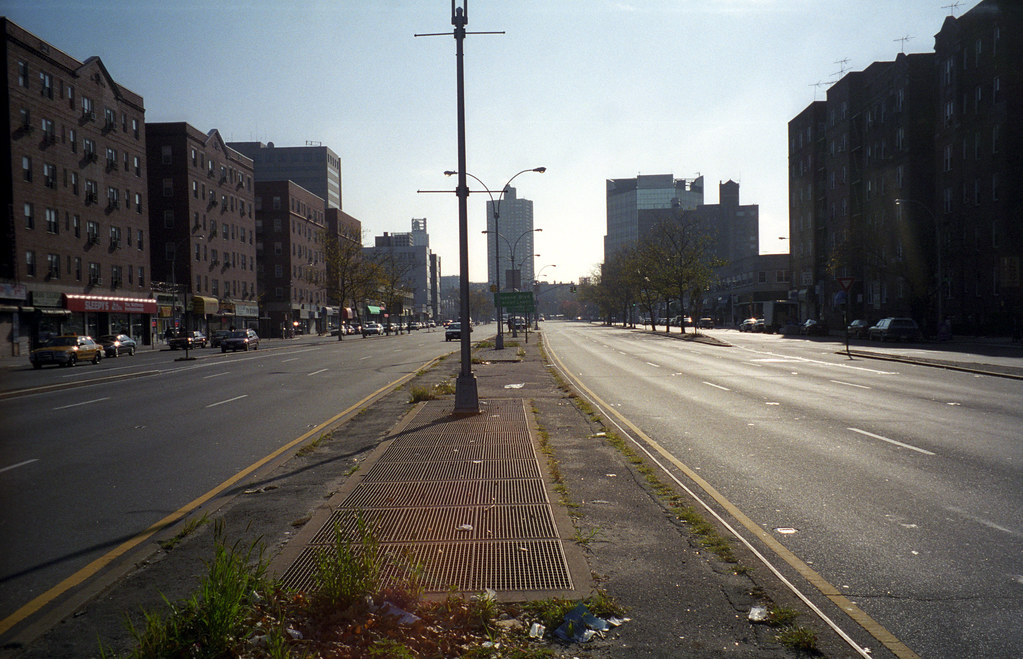 Queens Boulevard Looking east at 76th Road. Joe Shlabotnik Flickr