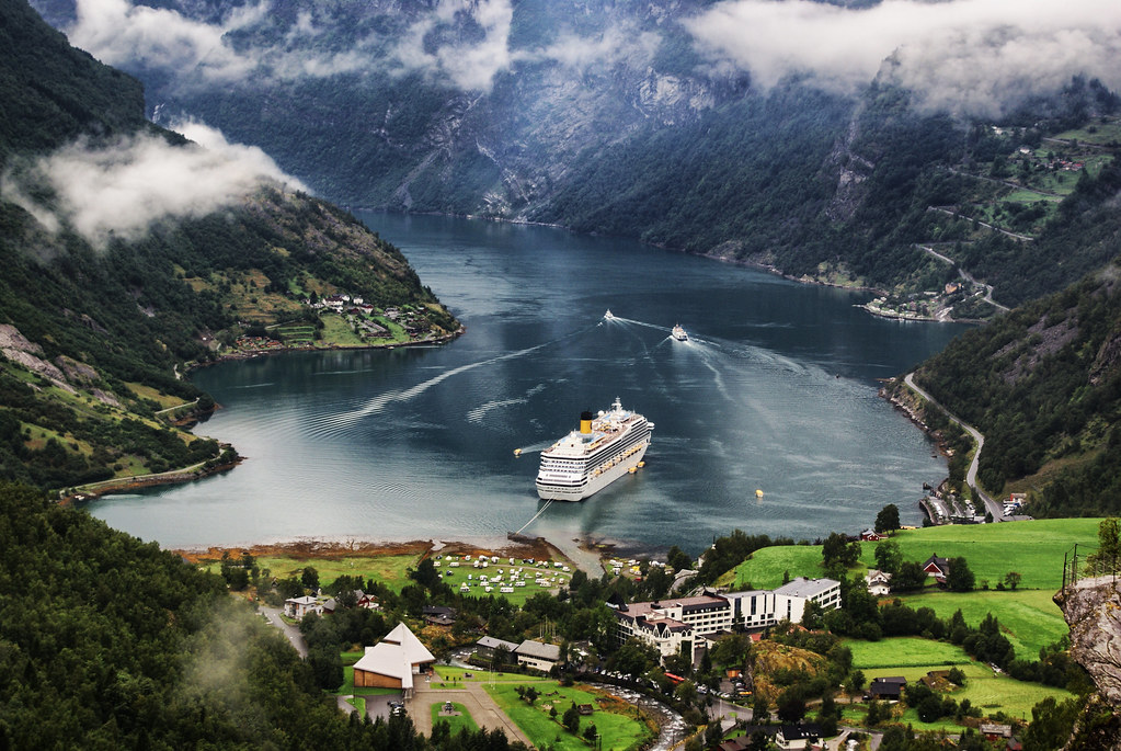 Norway (2009) Top 10 The village is Geiranger at the hea… Flickr