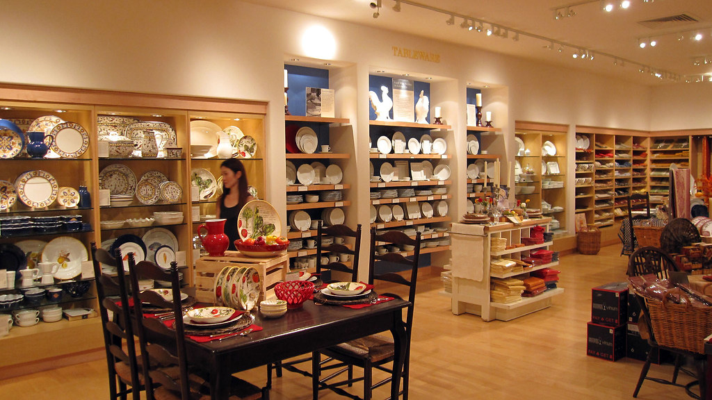 Ala Moana Center_WilliamsSonoma つんつん Flickr