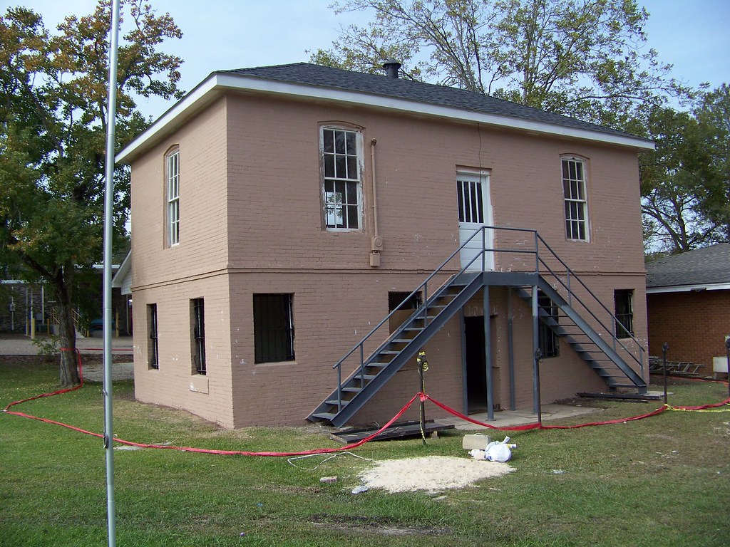 Old Sumrall Jail kwevans69 Flickr