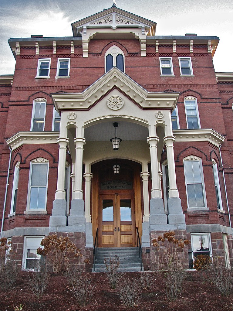 FAHC Mary Fletcher Hospital (1879) 111 Colchester Avenue,… Flickr
