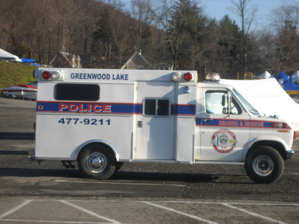 Greenwood Lake(NY)Police Dive Team at a Lake Search on Greenwood Lake