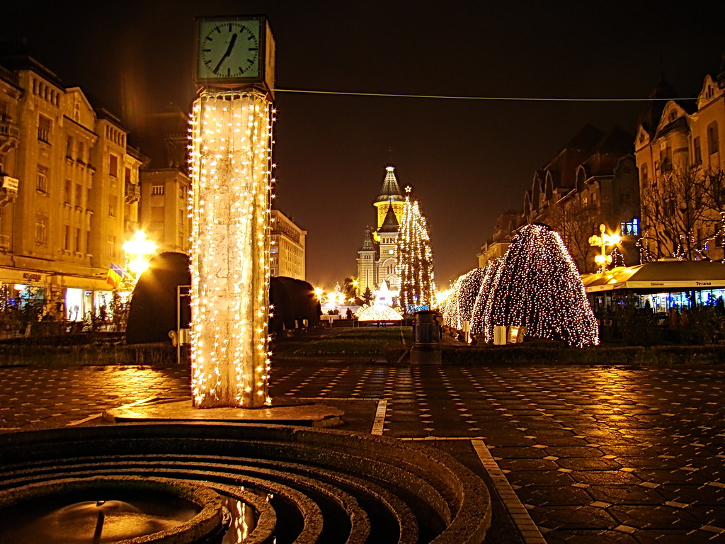 Piata Operei stanleonte Flickr