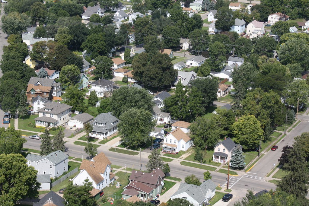Residential Red Wing Looks miniature from this angle. Erin Flickr