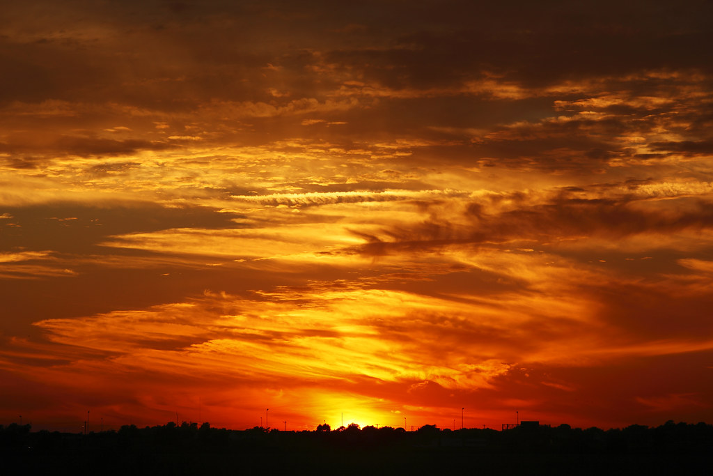 Sunset in Bloomington IL I took this picture a few miles n… Flickr