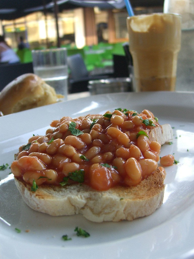 Baked beans on toast Vanilla Lounge Vanilla Cakes & Loun… Flickr