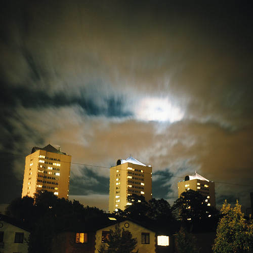Wandsworth Flats 01 Zeiss Ikon Ikoflex 1C TLR with Kodak 1… Flickr