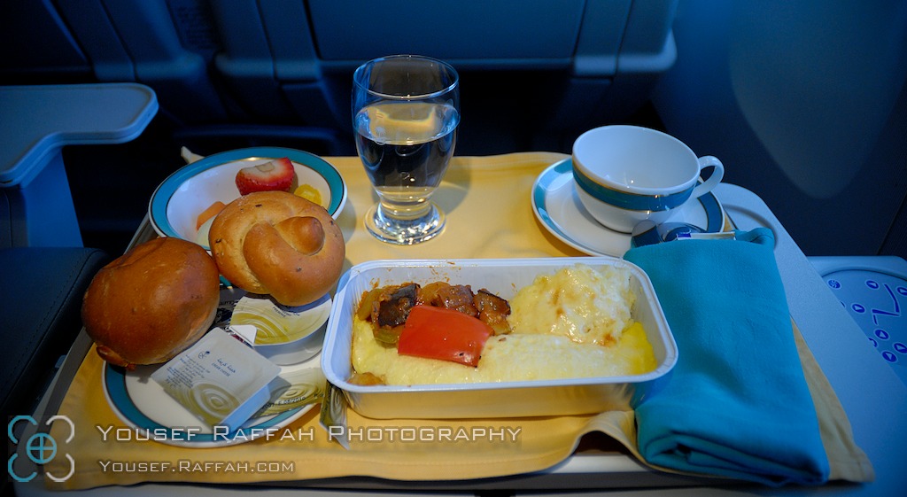 Saudi Airlines Catering Shots from the Airplance during my… Flickr