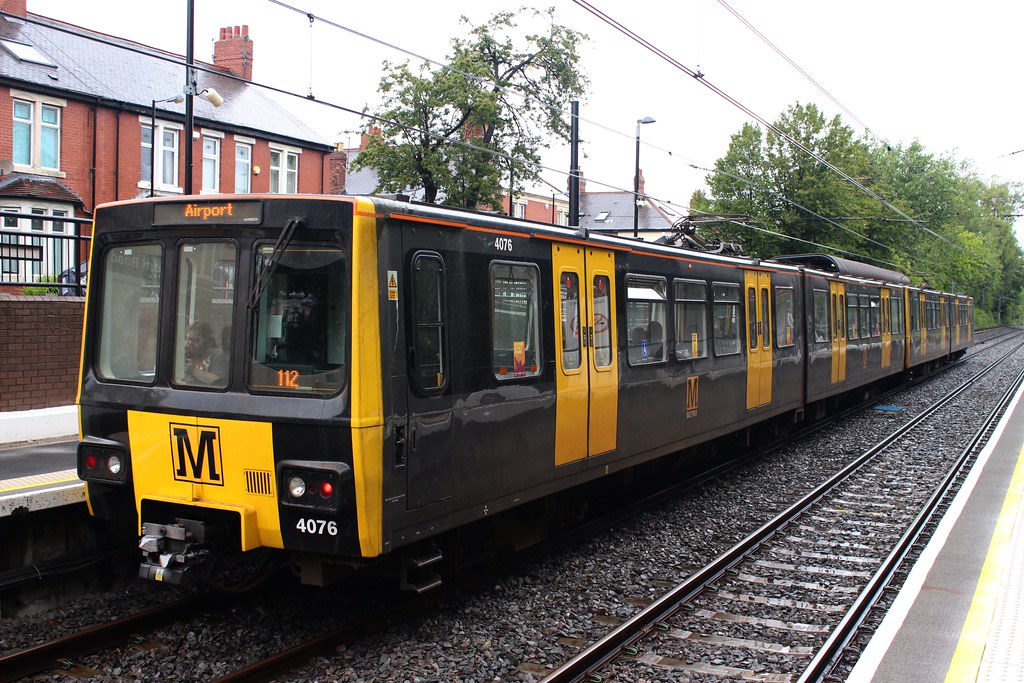 Tyne & Wear Metro 4076 Ilford Road Refurbished Tyne & Wea… Flickr