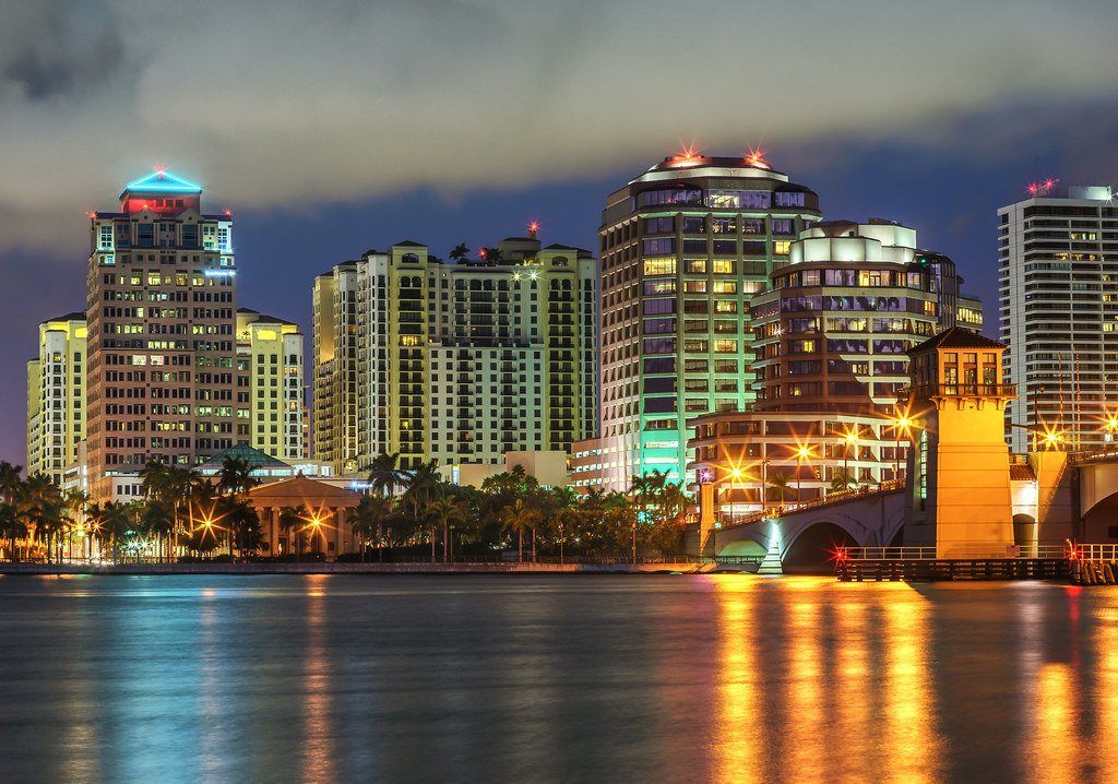 Downtown West Palm Beach Looking over the intercoastal dur… Flickr
