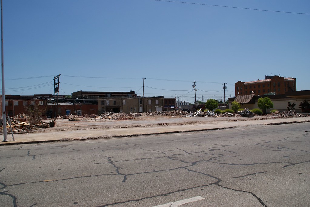 Vinita, OK Site of car repair garage. Paul Wever Flickr