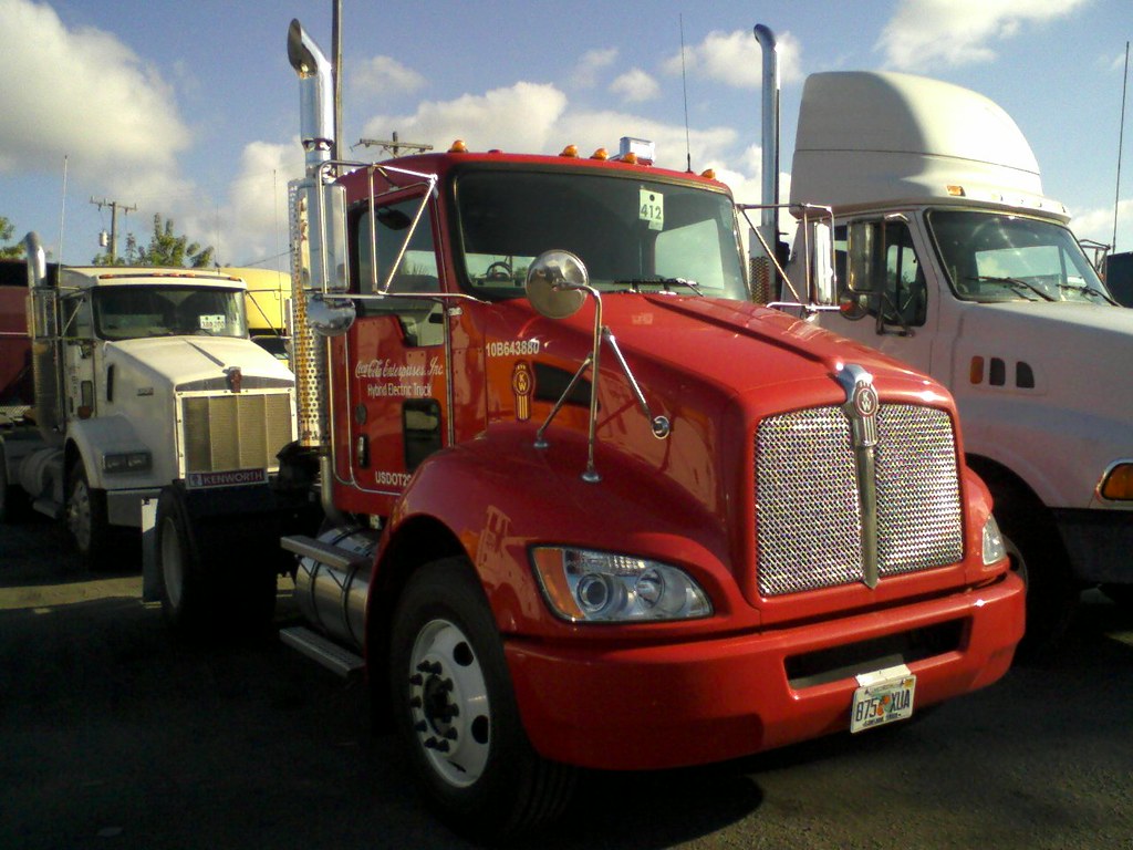 Hybrid Kenworth Very nice looking truck that just came in … Flickr