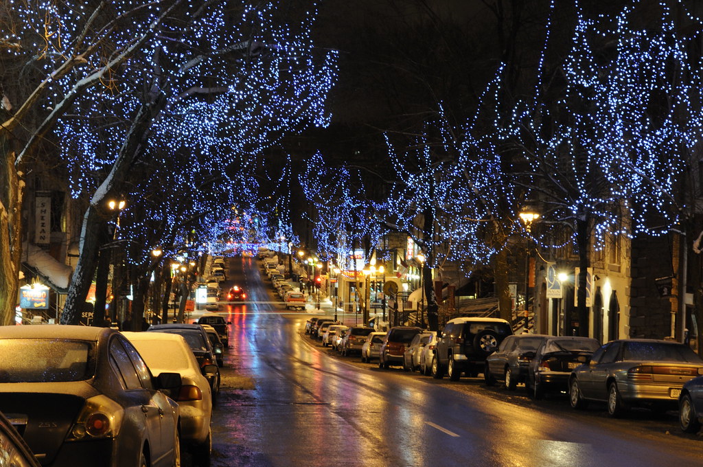 Montreal rue St Denis (CGouais) CGouais Flickr