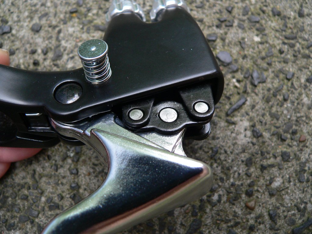 Dual cable brake lever... with buildin leveler for equ… Flickr