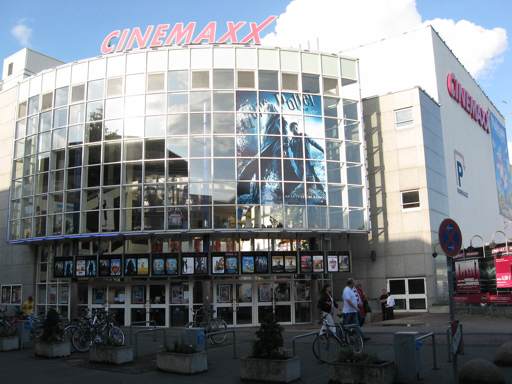 Flickriver Photoset 'Hannover Cinemas Jul 2009' by bonez007