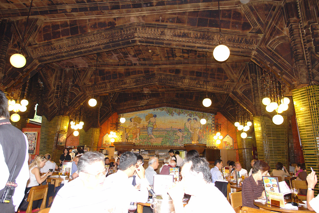 Lion Ber Hall, Ginza, Tokyo, Japan Lion Beer Hall, Ginza, … Flickr