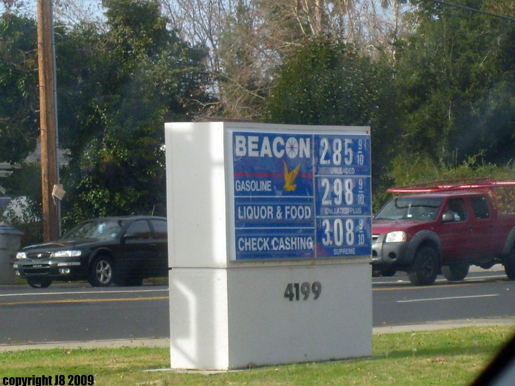 Beacon Gas Station Campbell CA This Beacon in the 1970s us… Flickr