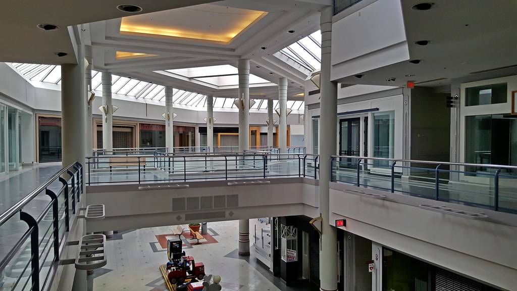Landmark Mall, Alexandria, Virginia [09] Landmark Mall was… Flickr