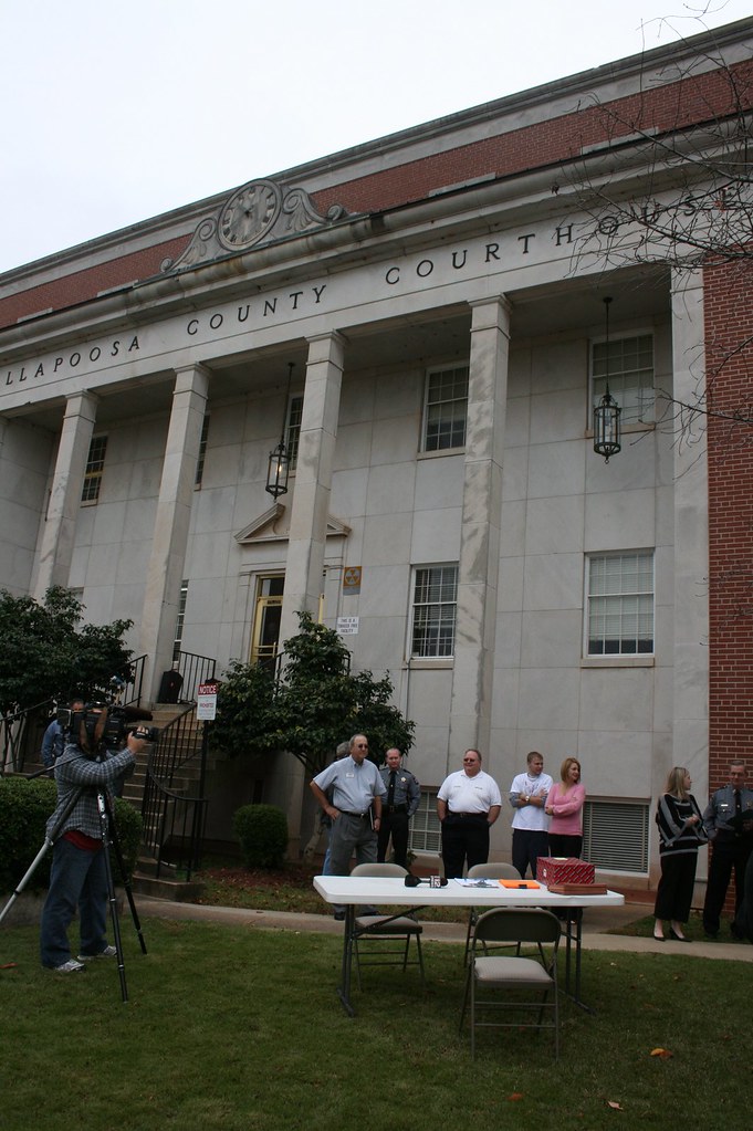 Tallapoosa County Courthouse ready for auction a small t… Flickr