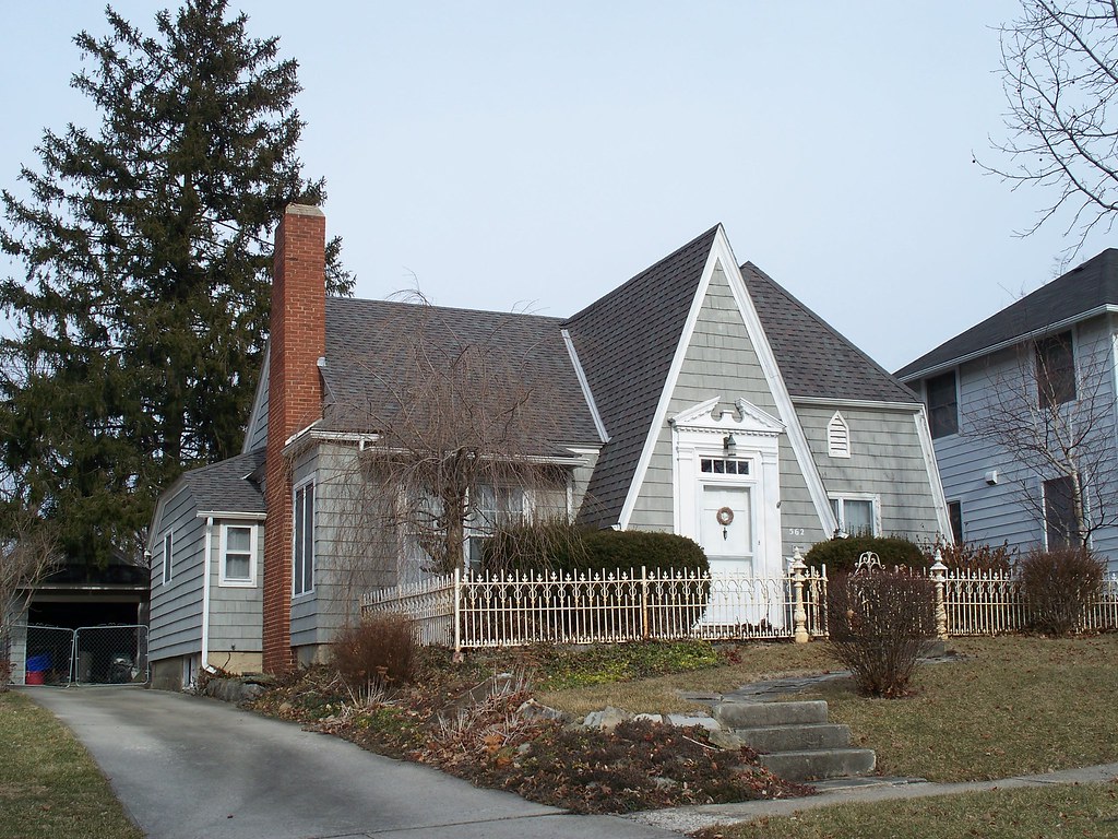 OH Bellefontaine House House in Bellefontaine, Ohio. Pro… Flickr