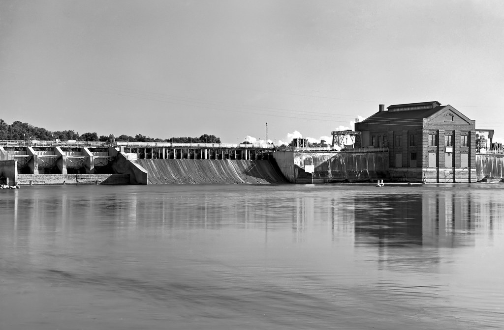 Berrien Springs Dam Late afternoon photo of the Barrien Sp… Flickr