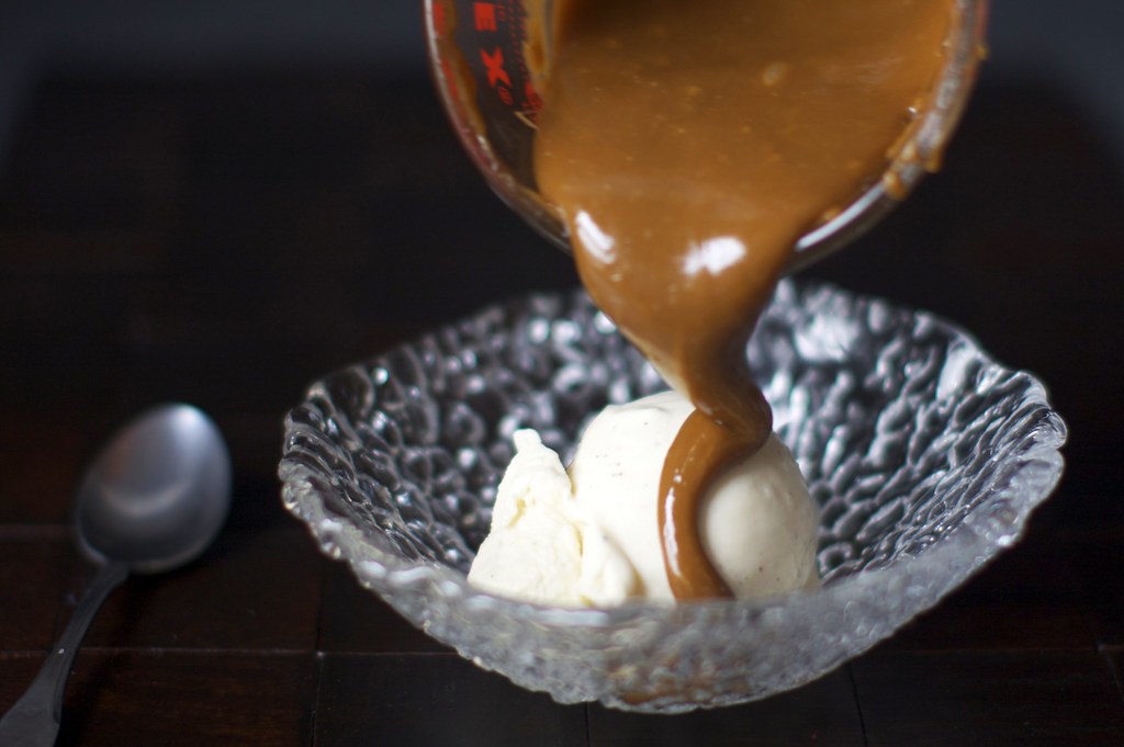 butterscotch, vanilla ice cream Ridiculously Easy Buttersc… Flickr