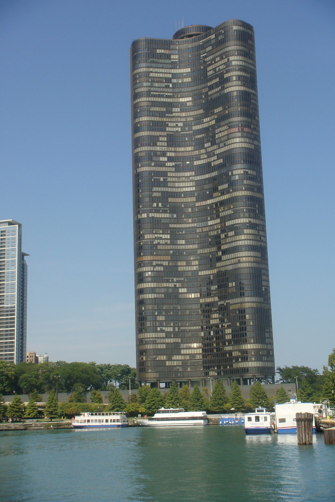 Architecture Boat Tour, Chicago IL Philip Larson Flickr