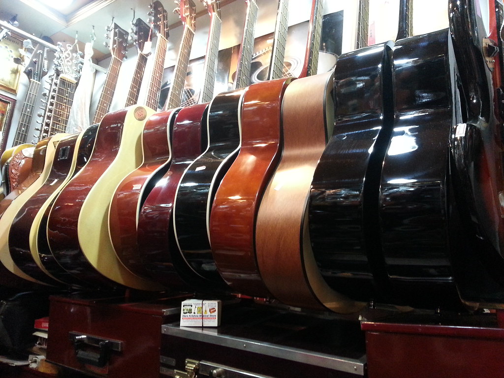 Musical instruments manufacturer .sitar shop .Guitar shop … Flickr