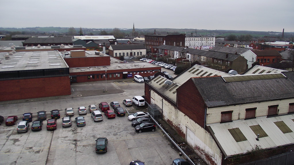 Bury, Lancashire "Lakeland Discount Furniture" York Street… Flickr