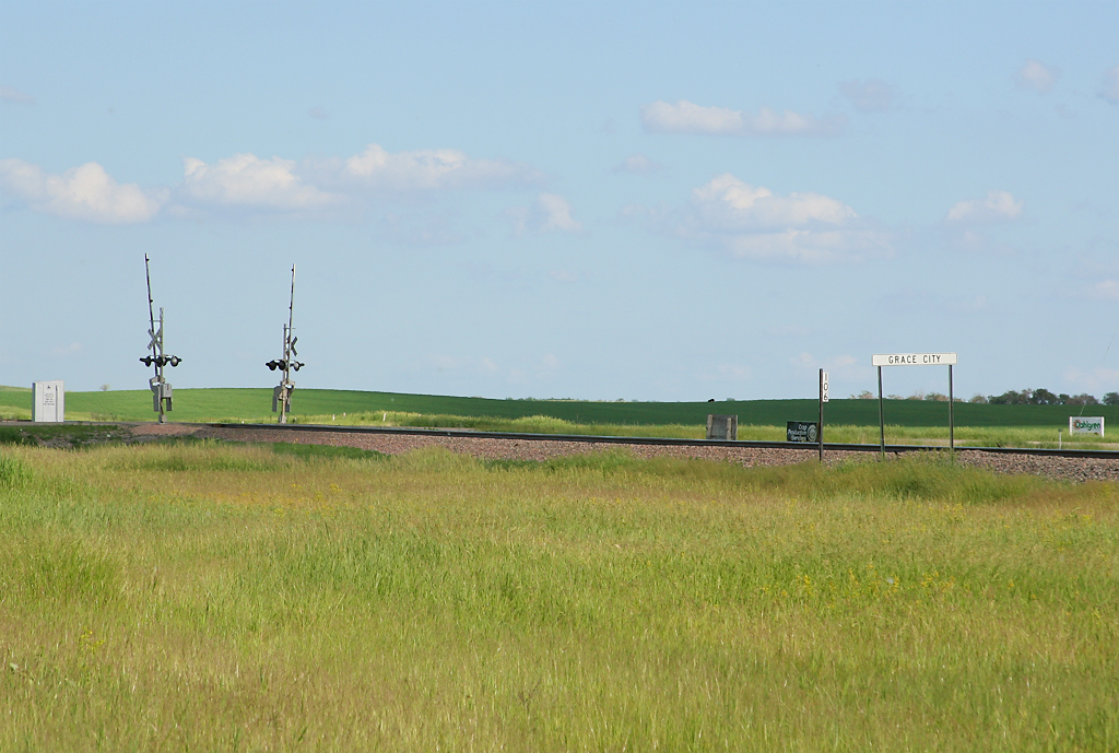Grace City, ND Station Sign The Grace City, North Dakota s… Flickr