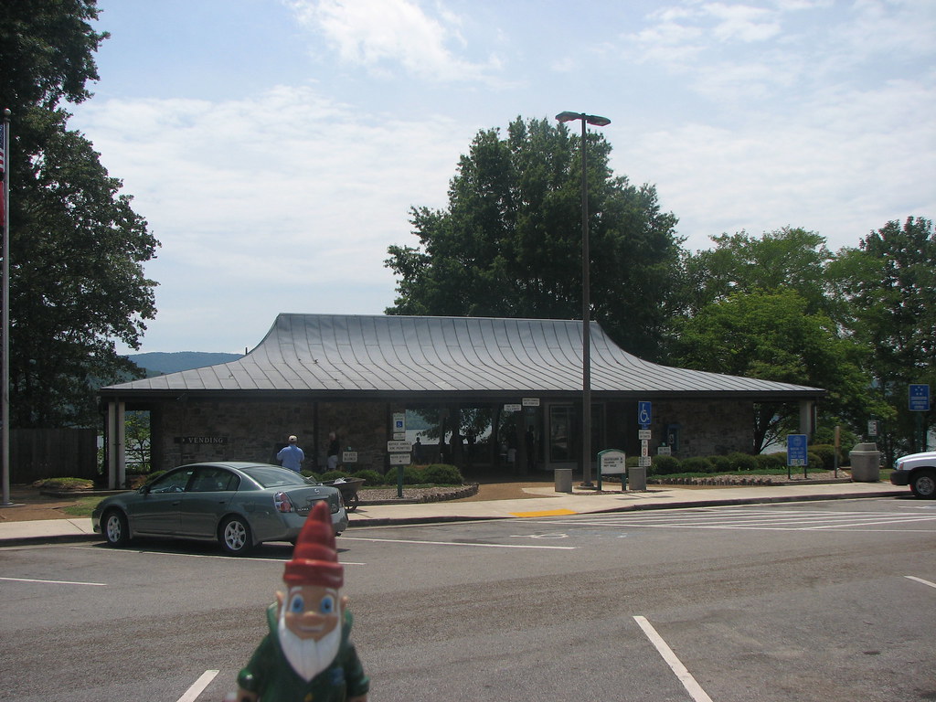 Elevation of 12th St, South Pittsburg, TN, USA Topographic Map