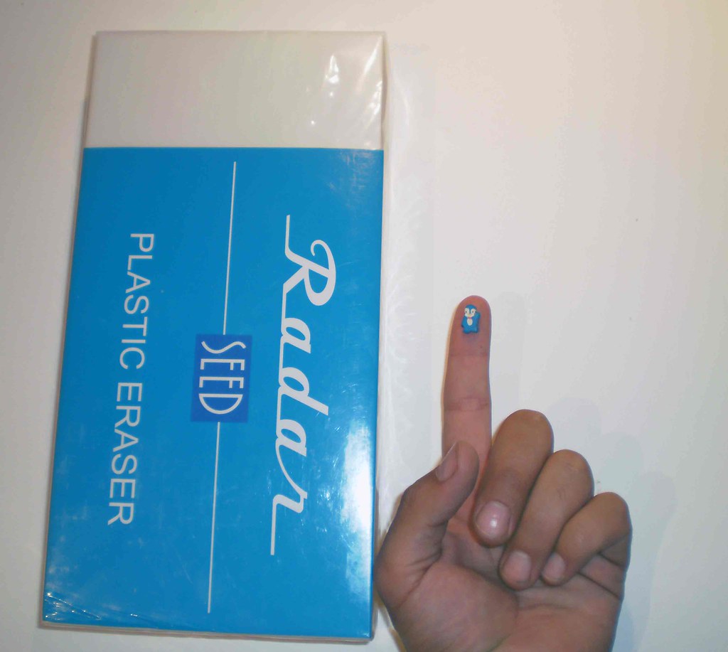 my biggest & smallest erasers 지우개 消しゴム 橡皮擦 kawaii gommes e… Flickr