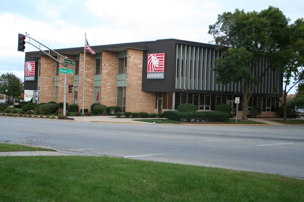 Harris Bank a photo on Flickriver