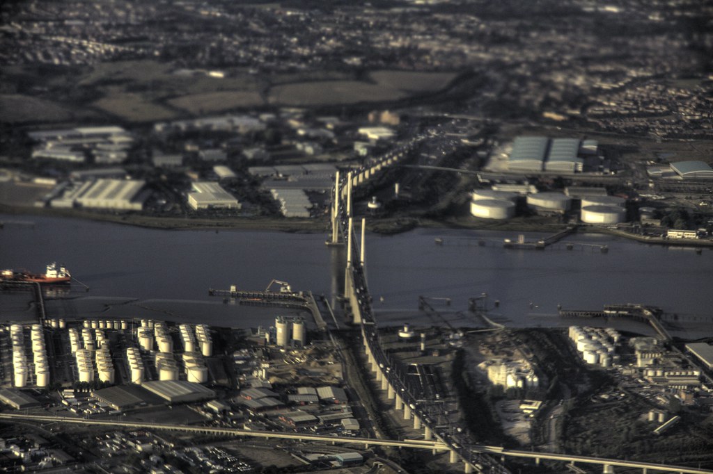 Dartford Crossing The Dartford Thurrock River Crossing, … Flickr