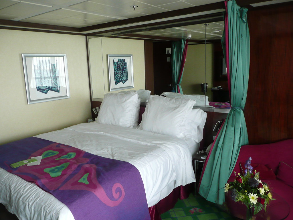 Comfy cruise ship bed Great suites on the Norwegian Jade, … Flickr