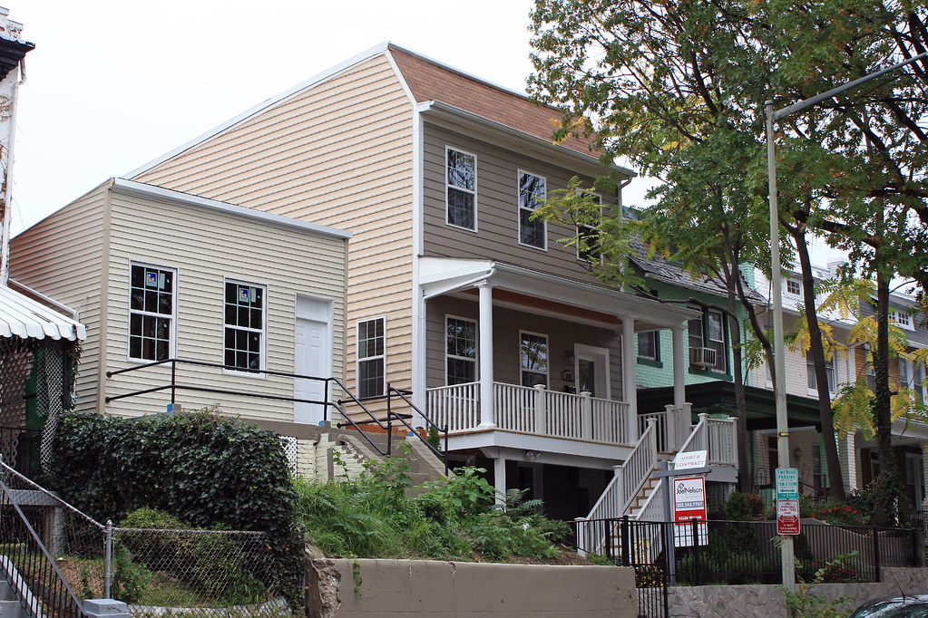 Irving Street NW Interesting how things develop. The littl… Flickr