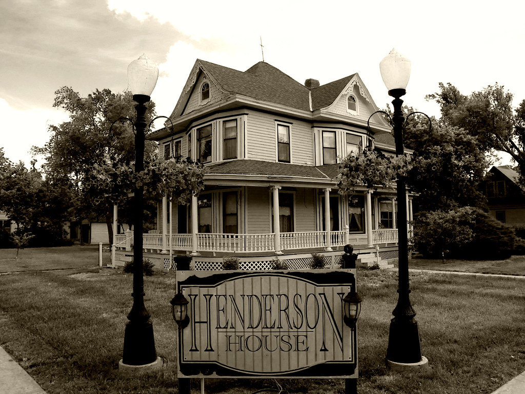 Henderson House Sarah L. Henderson House at 518 W. Staffor… Flickr