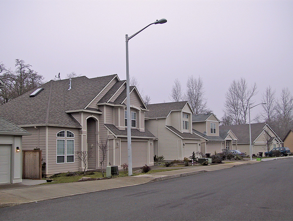 SF Homes in Clackamas 3 PDX High density snout houses crea… Flickr