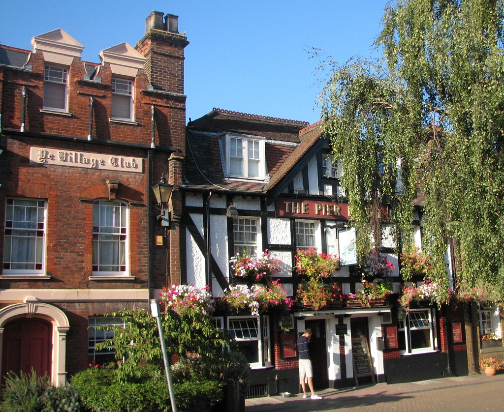 Greenhithe village David Fisher Flickr