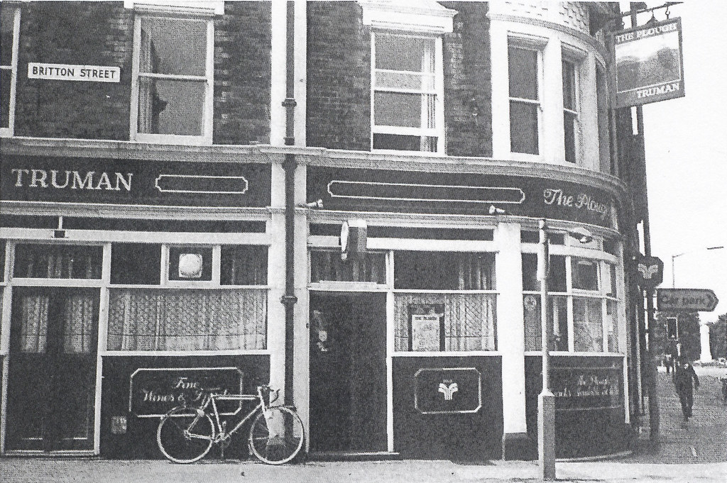 The Plough, Britton Street, Gillingham, 1980s The Plough P… Flickr