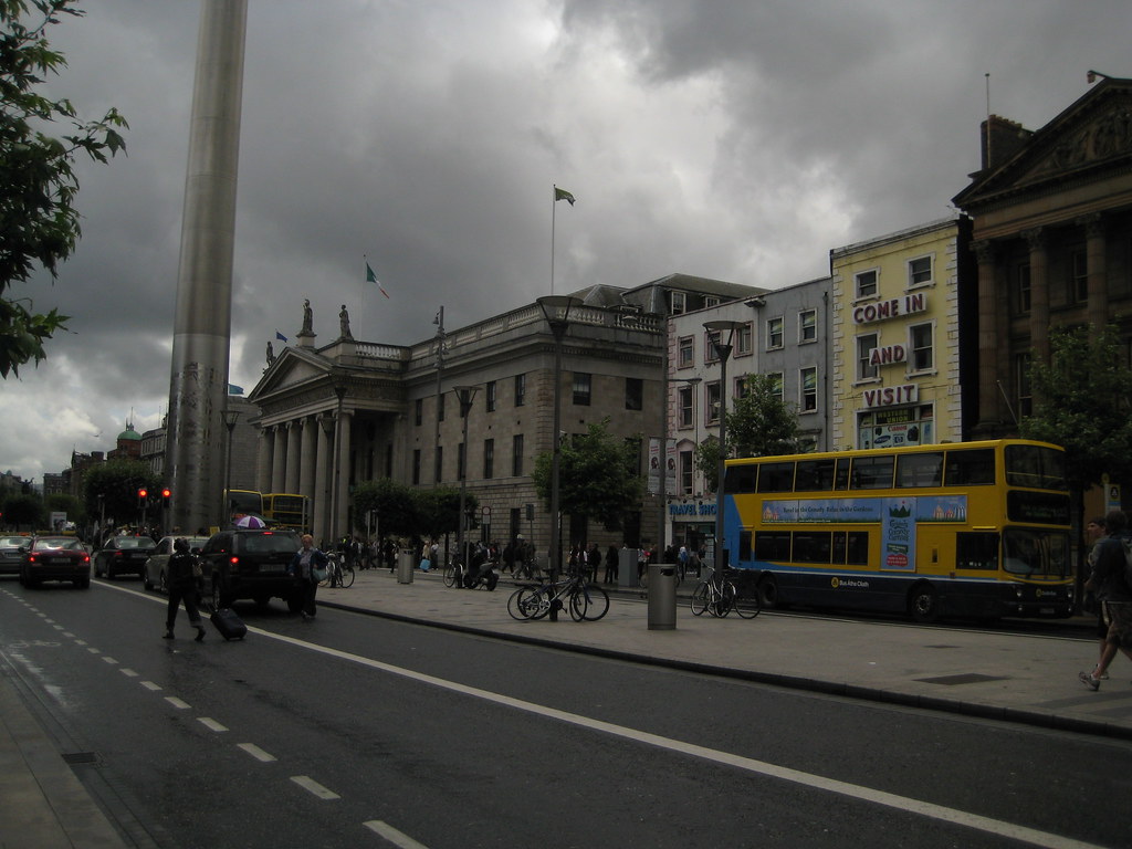 IMG_7677 Lower O' Connell Street, close to Dublin City Cen… Flickr
