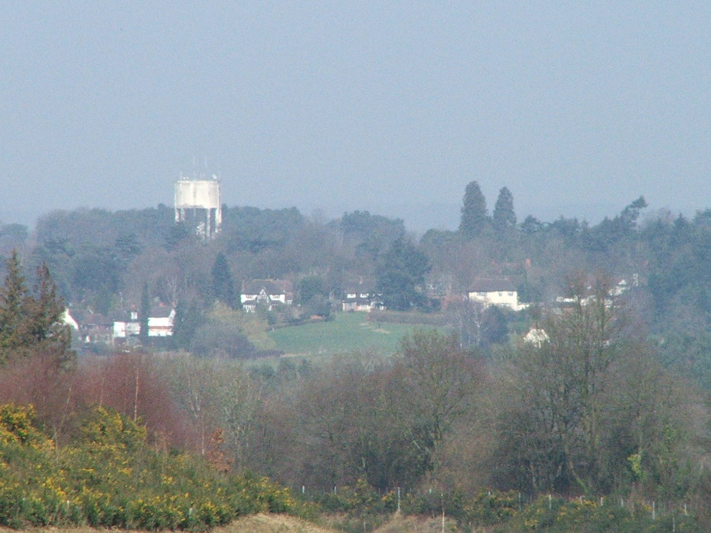 Wash common water tower Newbury Yibb2 Flickr