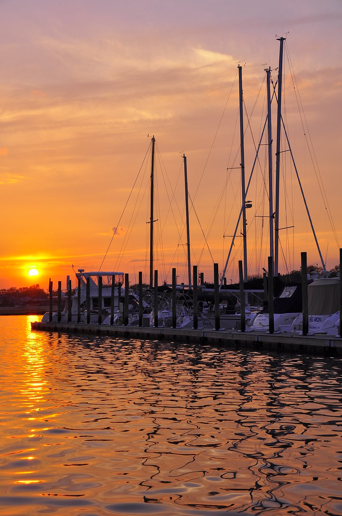 sunset Hewlett Bay Park Hewlett Bay Park boat boats gondol… Flickr