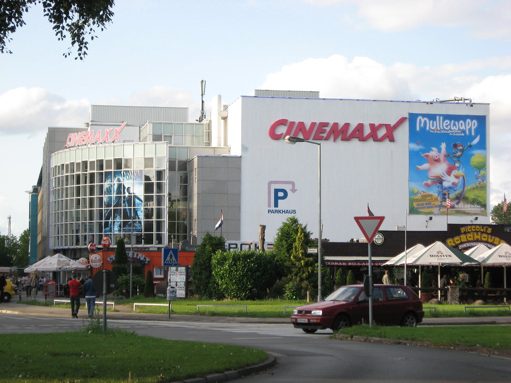 Flickriver Photoset 'Hannover Cinemas Jul 2009' by bonez007