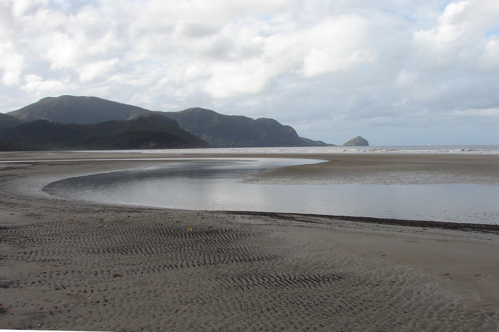 Hinchinbrook island. Mulligan Bay beach View North to Sunk… Flickr
